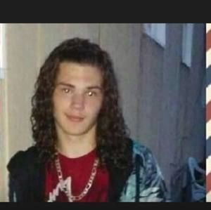 Meet your Posher, Dakota